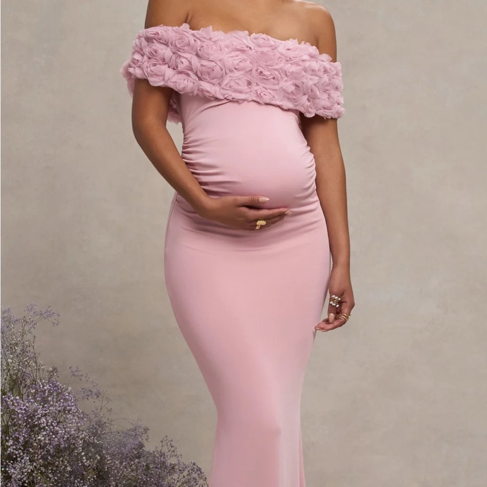 Club L London | Elegant Pink Off-Shoulder Maternity Dress